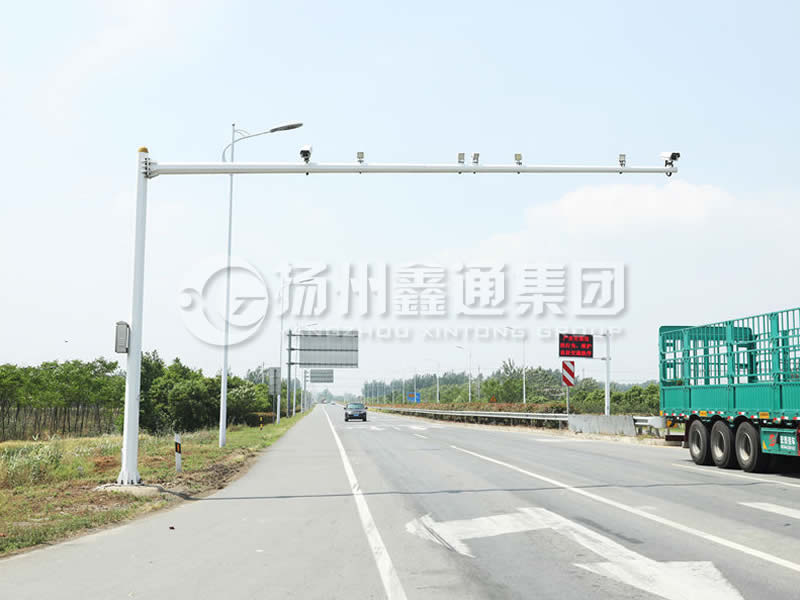 DJG-002，電子警察桿，闖紅燈抓拍桿