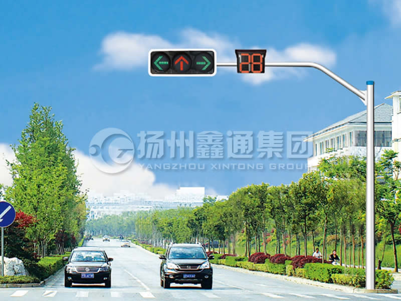 XHDG-008，八棱彎臂信號(hào)燈桿