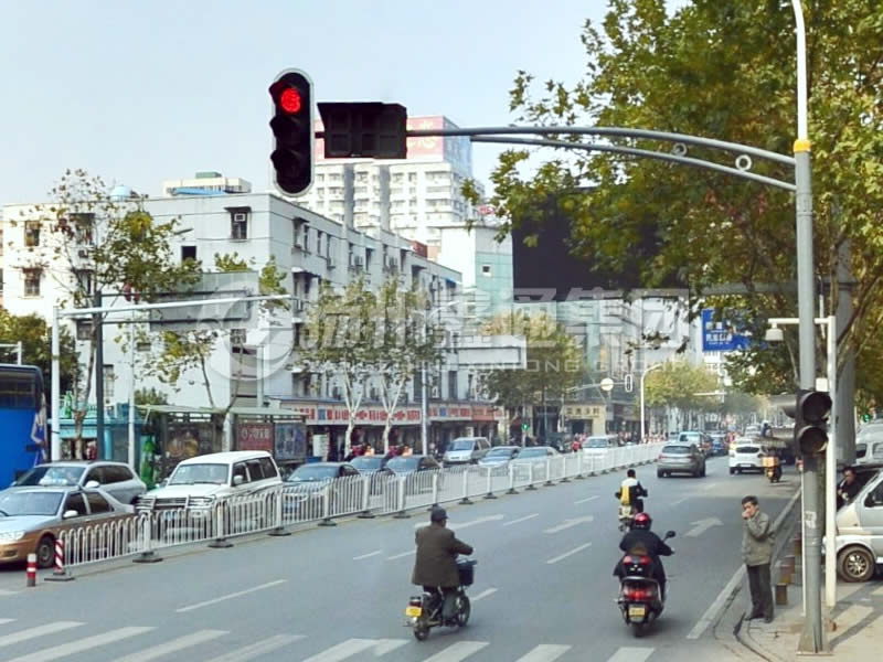 XHDG-015，A字臂信號(hào)燈桿