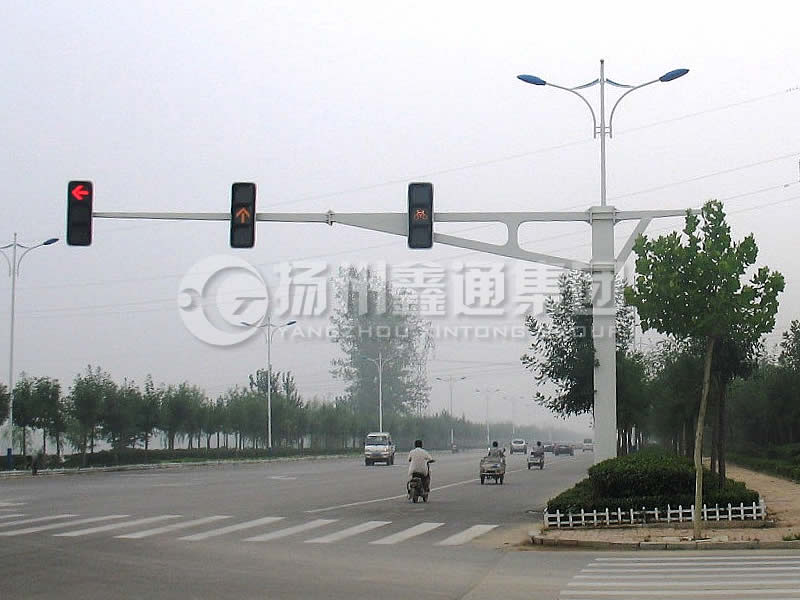 XHDG-042，方桿信號(hào)燈桿