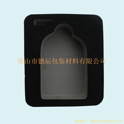 佛山是德辰包裝材料有限公司專業(yè)生產(chǎn)植絨海綿內(nèi)托，海綿制品，歡迎來(lái)電咨詢。